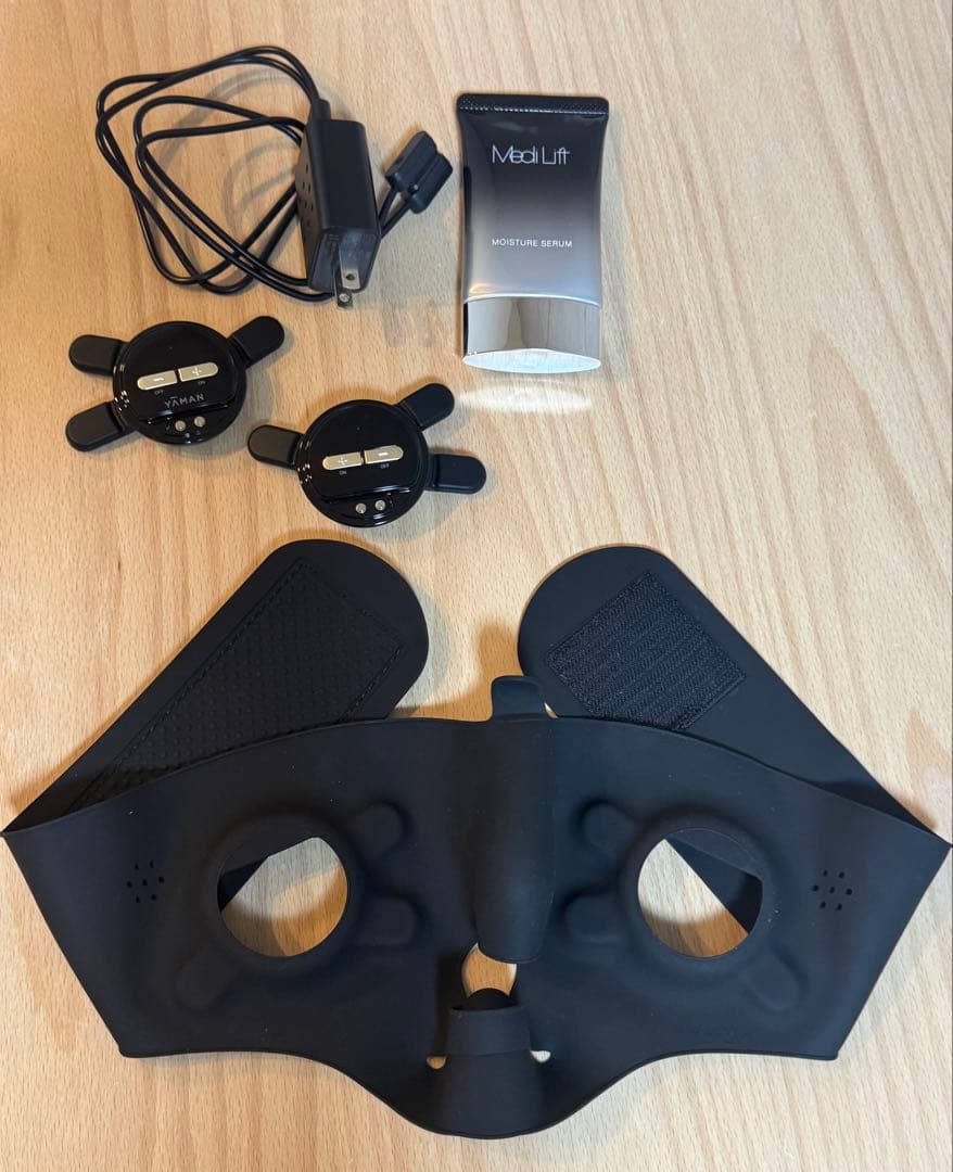 ヤーマン　メディリフトプラスセラムセット　EMS美顔器