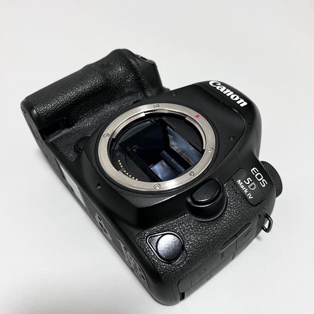 Canon EOS 5D Mark IV + バッテリーグリップ