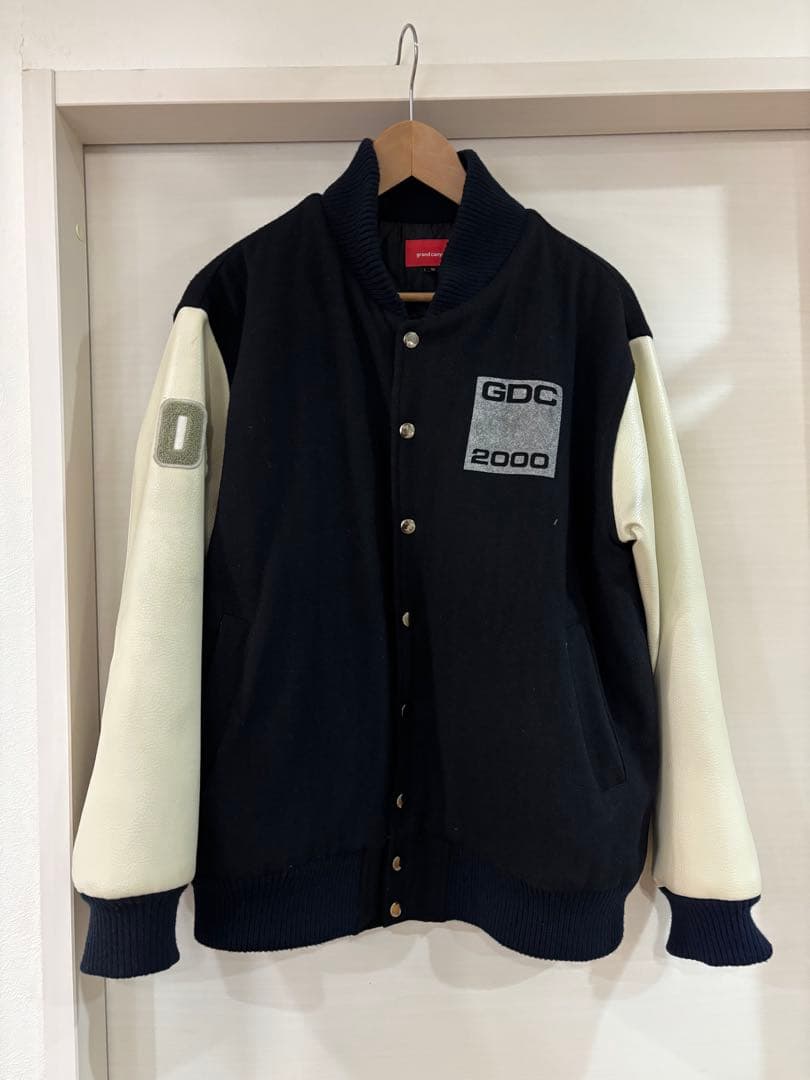 美品　GDC グランドキャニオン　スタジャン ネイビー/ホワイト　レザー　S