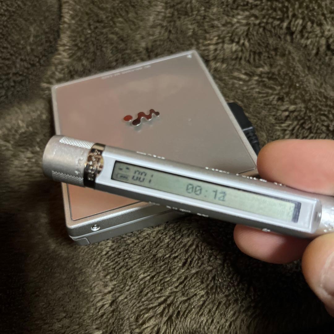 SONY ポータブルMDプレーヤー 本体と付属品美品