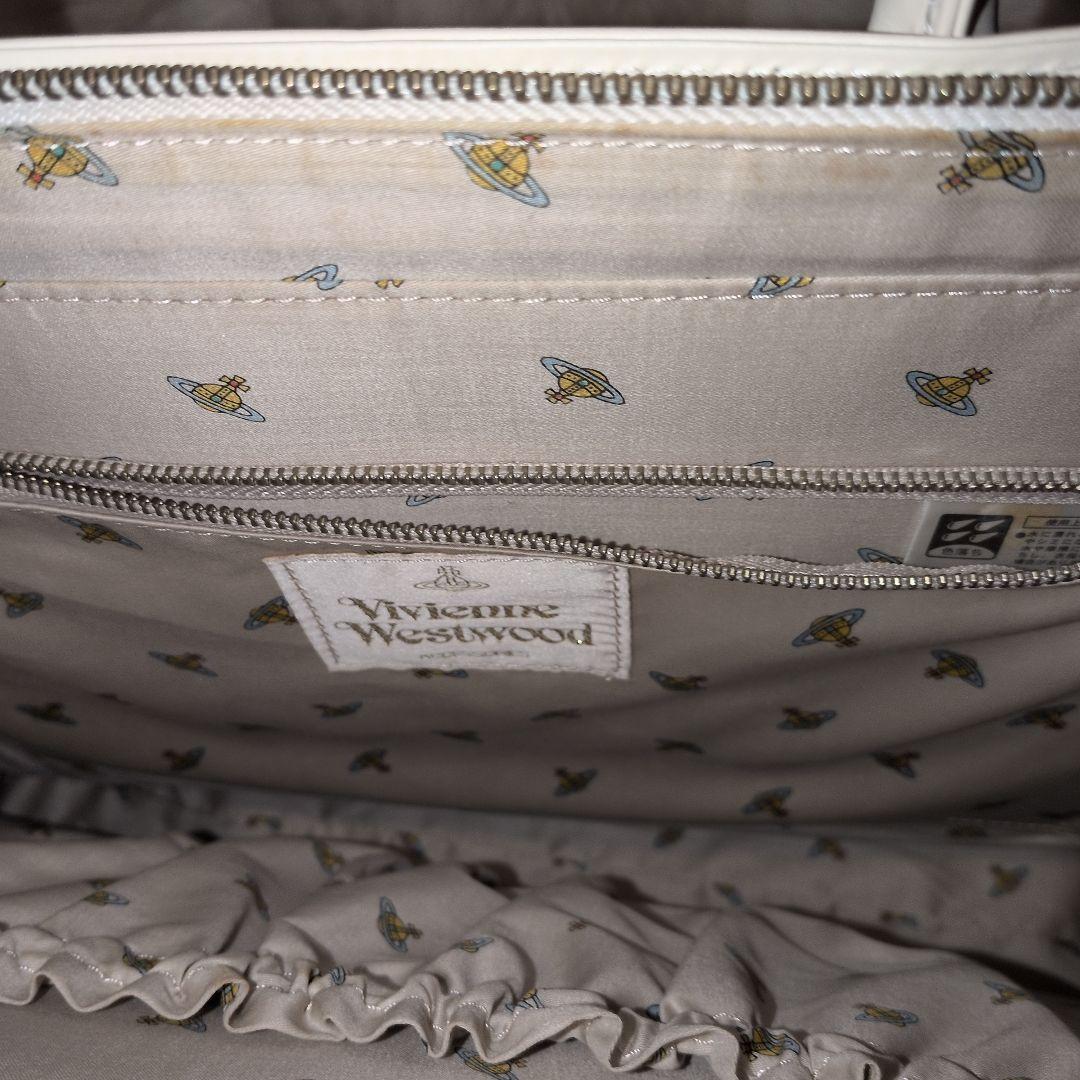 希少美品Vivian Westwood　ホワイト　 レザー　ビジネスバッグオーブ