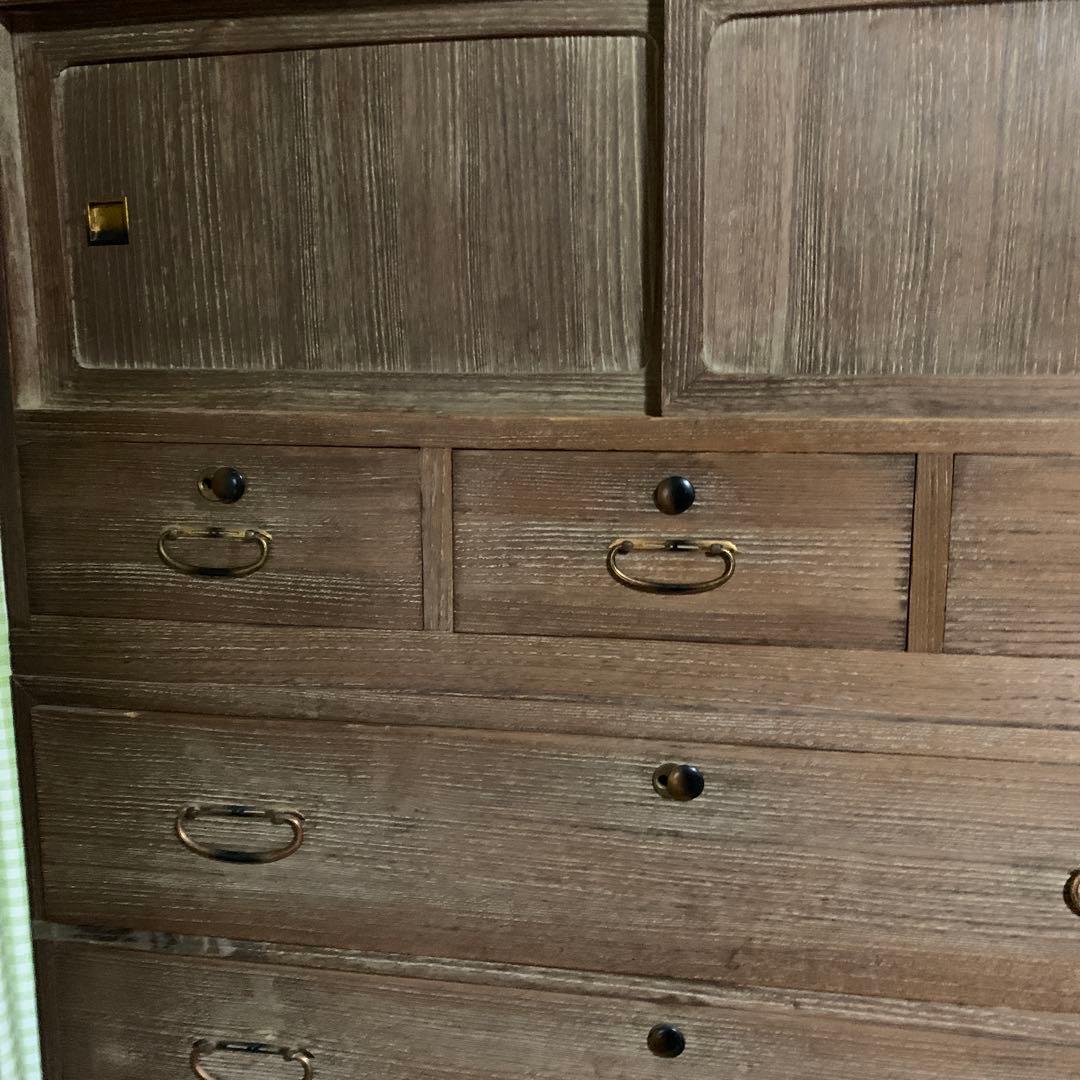 桐タンス 8引き出し 5段８０年位前の物伝統的和風