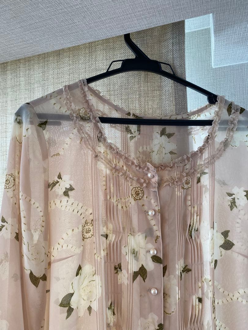 美品インゲボルグチュニック⭐️薄ピンクカメリアプリント