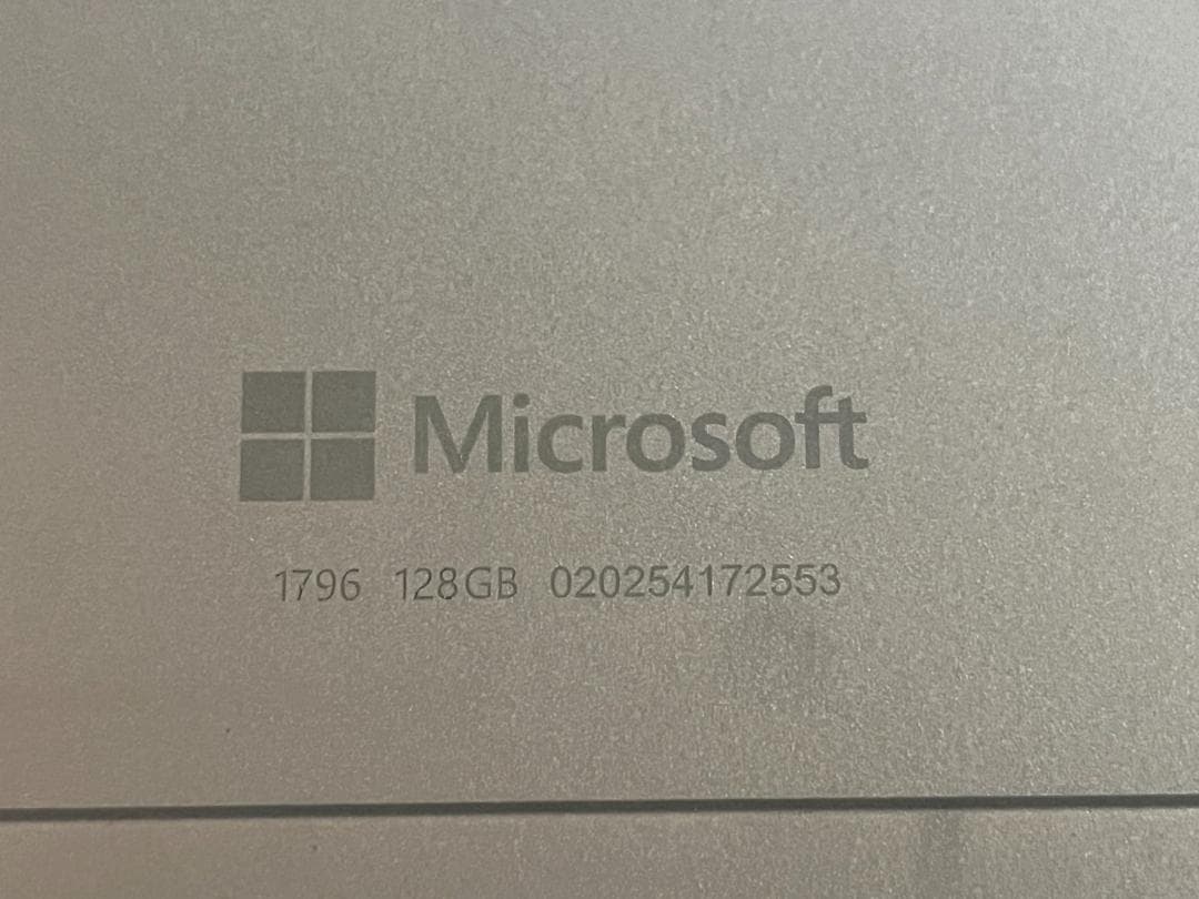 Microsoft Surface pro 5（箱あり）