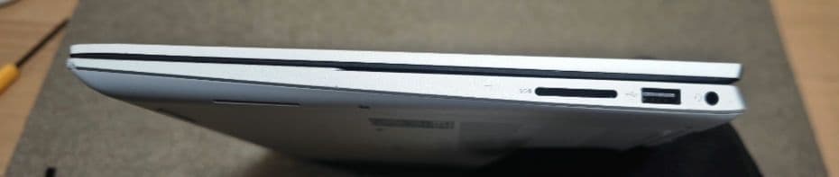 Windowsノート本体 Dell inspiron14 5435 Ryzen7