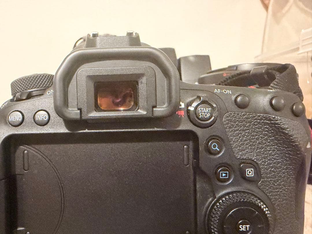 総額47万円相当のCanon EOS 6D Mark Ⅱ セット販売