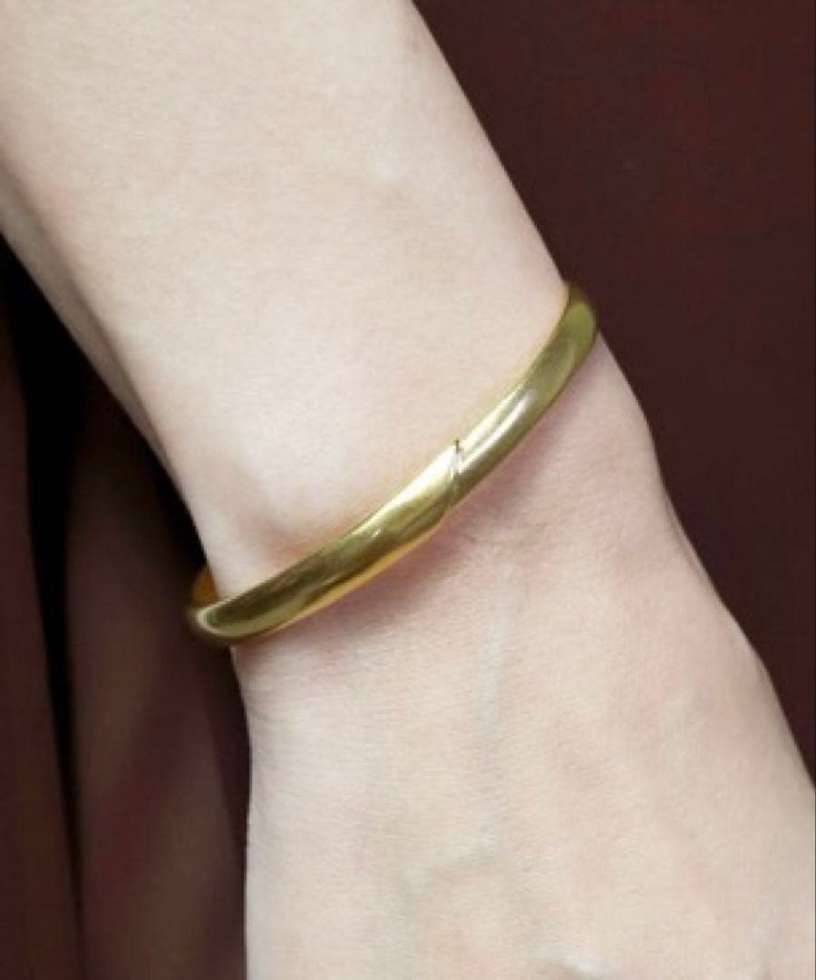 美品　TEN.　18KGPヨークバングル　定価29,700円　ブレスレット