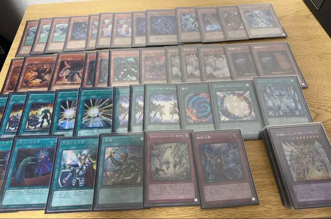 【高レアリティ】HEROデッキ 構築済みデッキ 本格構築 遊戯王 引退品
