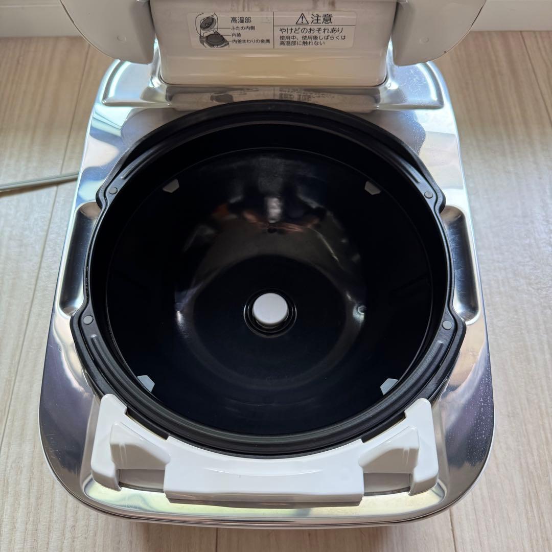 【動作品】東芝 TOSHIBA RC-10ZWL 炊飯器 IH 5.5合