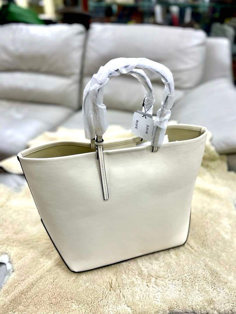 ROPE オフホワイトレザートートバッグ／A4対応／ポーチ付き