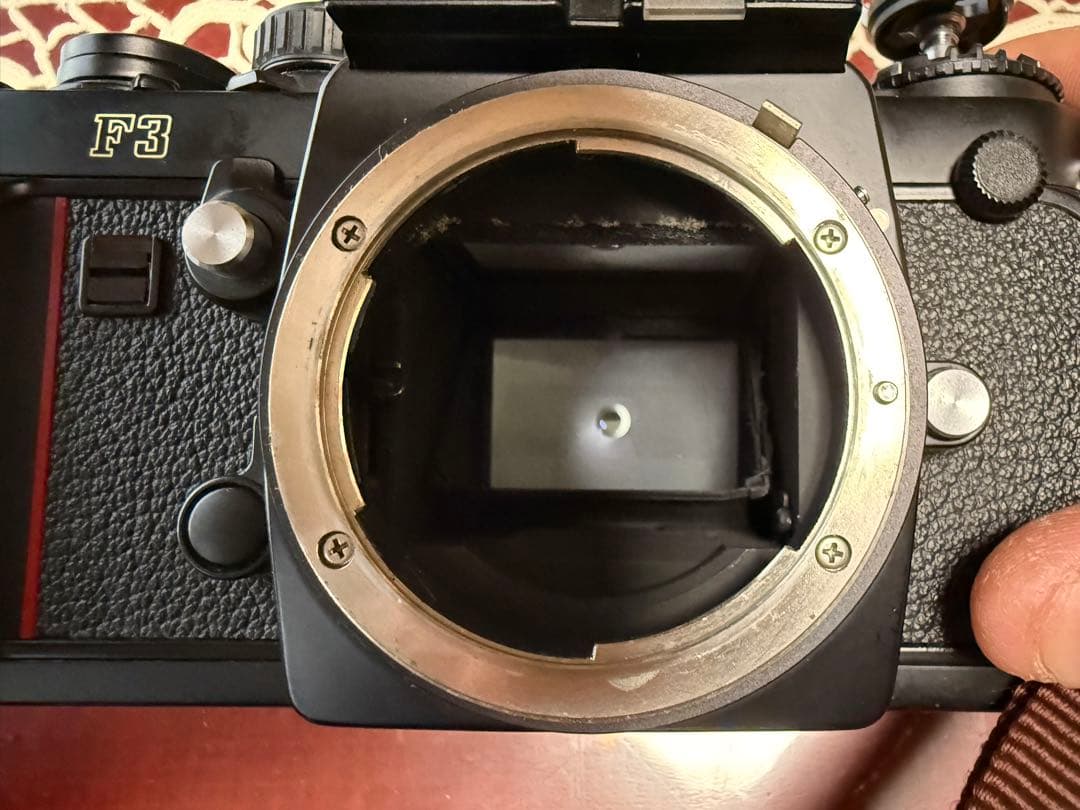 Nikon F3 一眼レフカメラ Nikkor 50mm f/1.8