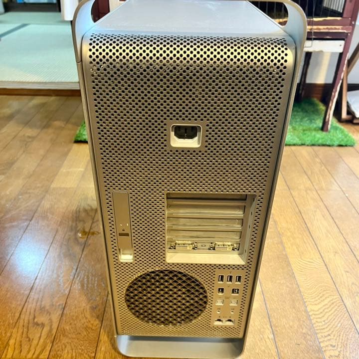Apple Mac Pro 動作未確認