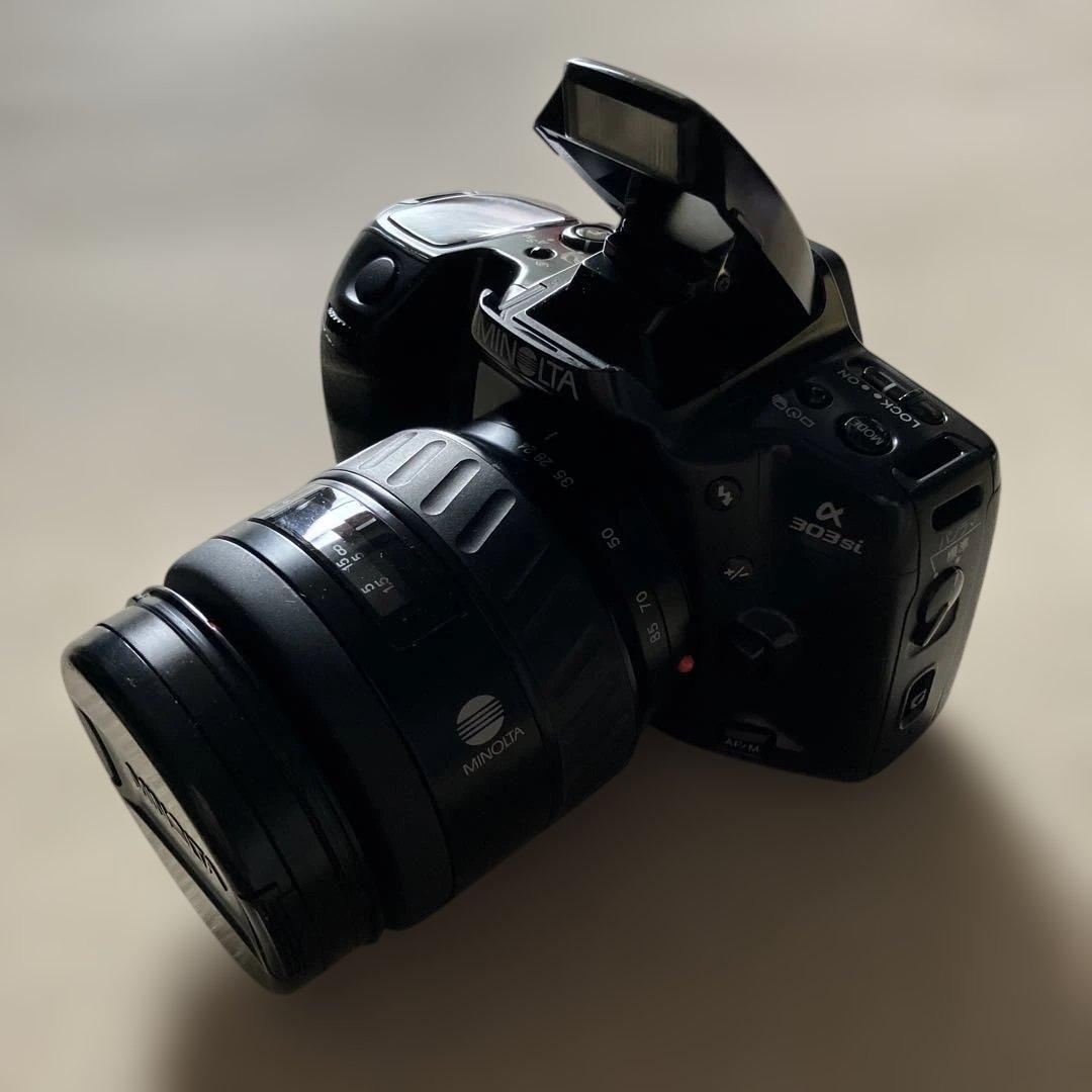 MINOLTAフィルムカメラα303si現状品、used品かなり古いカメラ