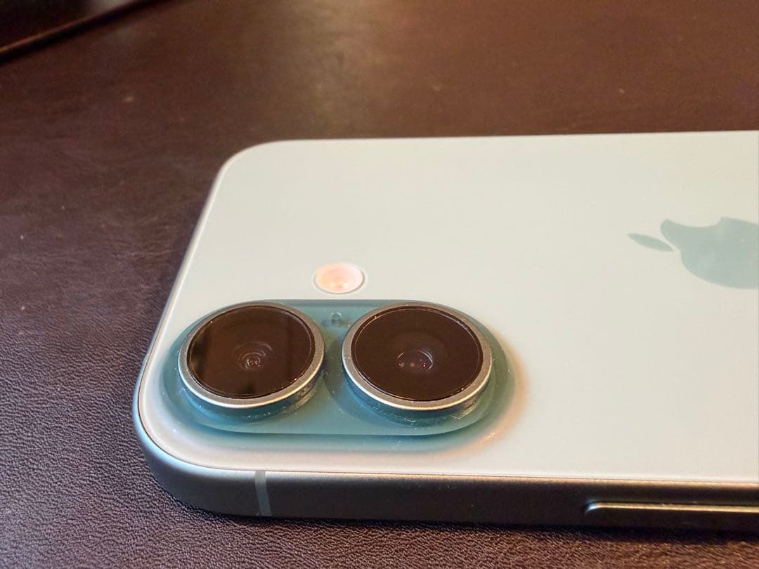 【美品】iPhone 16 128GB ティール