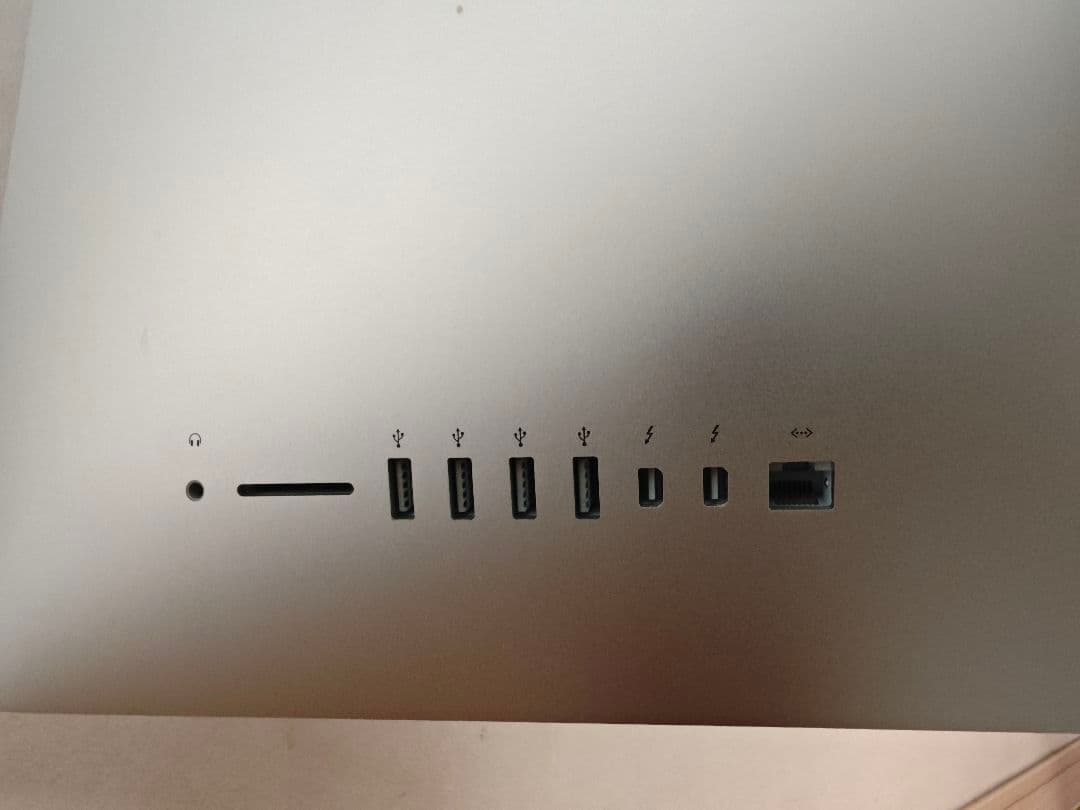 iMac Retina 5K 27インチ Late 2015