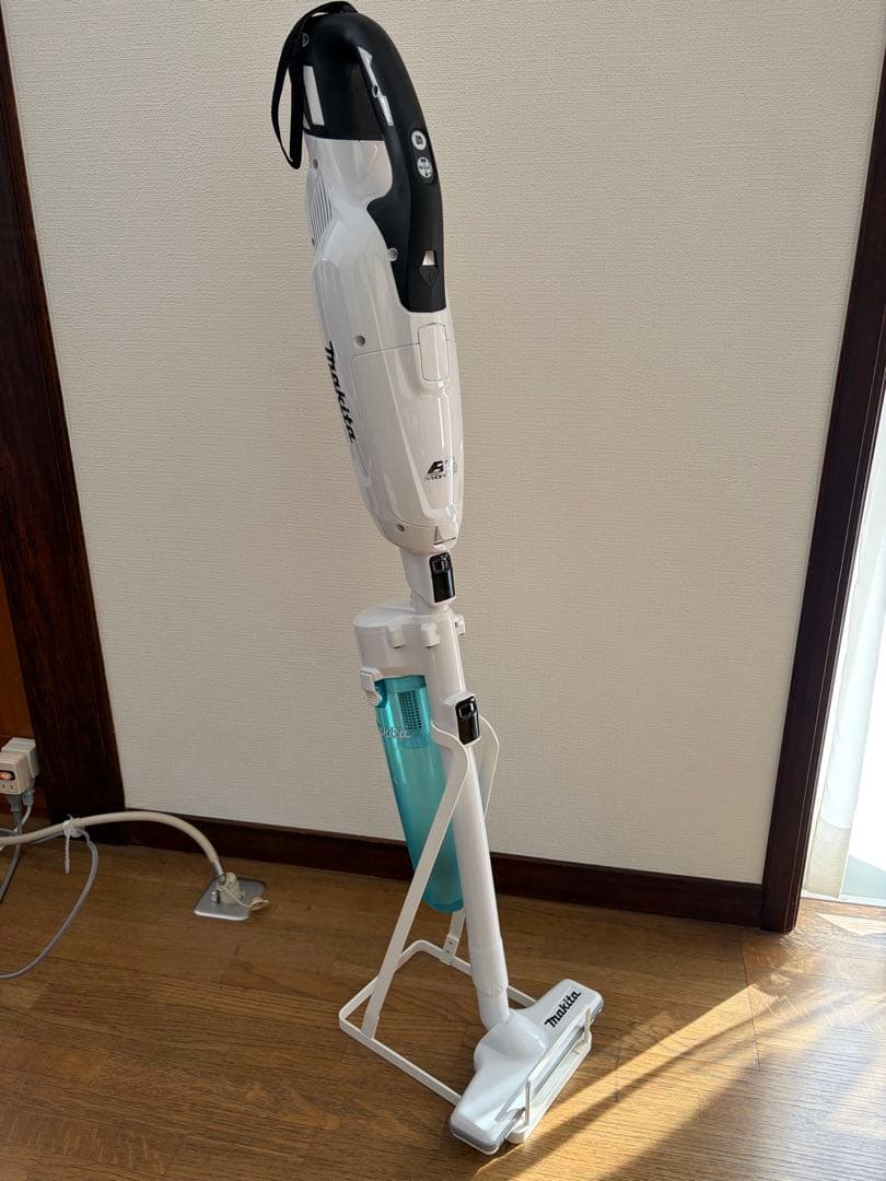 マキタ　CL282FD スティッククリーナー　美品