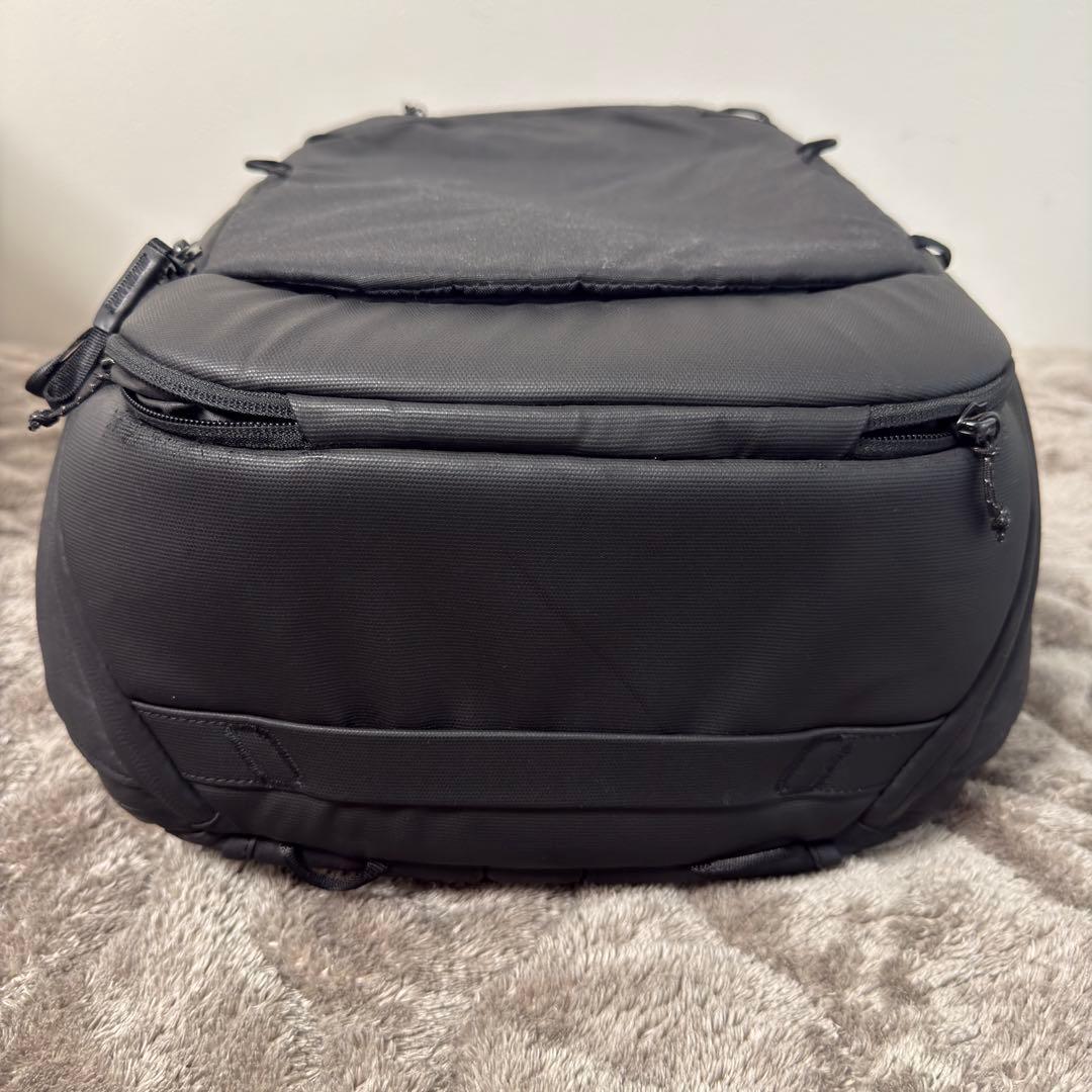 【極美品】Peak Design トラベルバックパック 45L ブラック