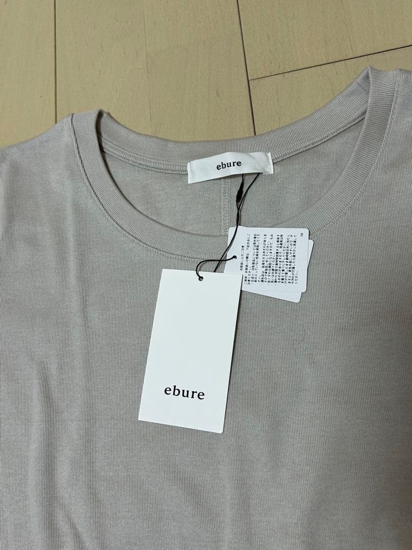 新品未使用　タグ付き　ebure カットソー