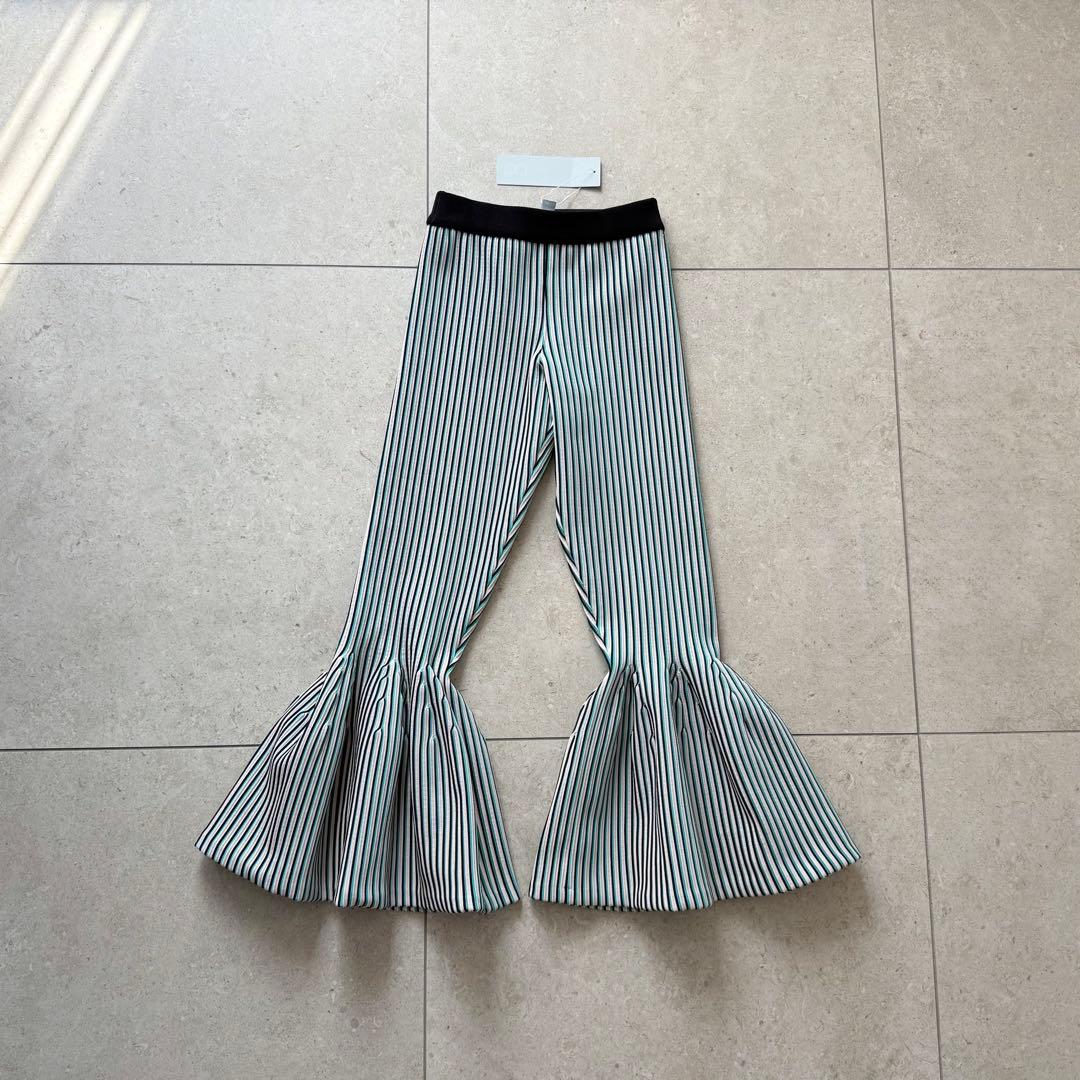 洋服とコスメコンビ CFCL HYPHATIGHT BELLBOTTOM