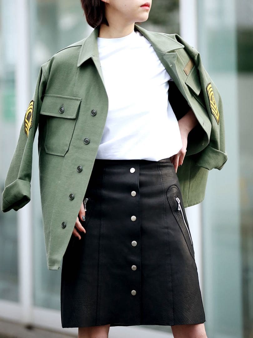 定価15万　マディソンブルー レザー スカート