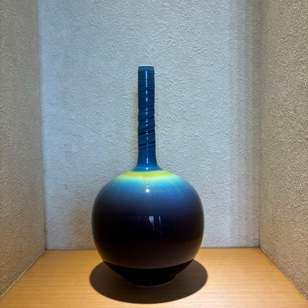人間国宝3代目徳田八十吉作、グラデーション陶器花瓶