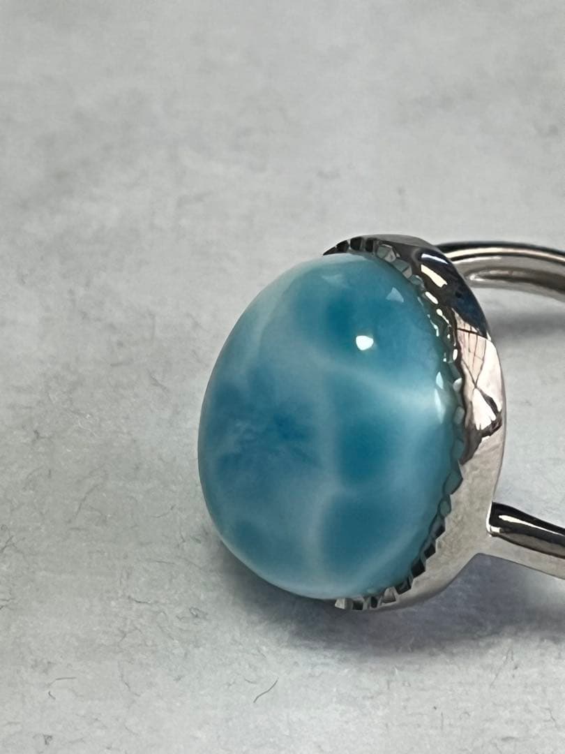 【高品質・やや大きめ】ラリマーリング （15.6×13.5mm）鑑別書付き