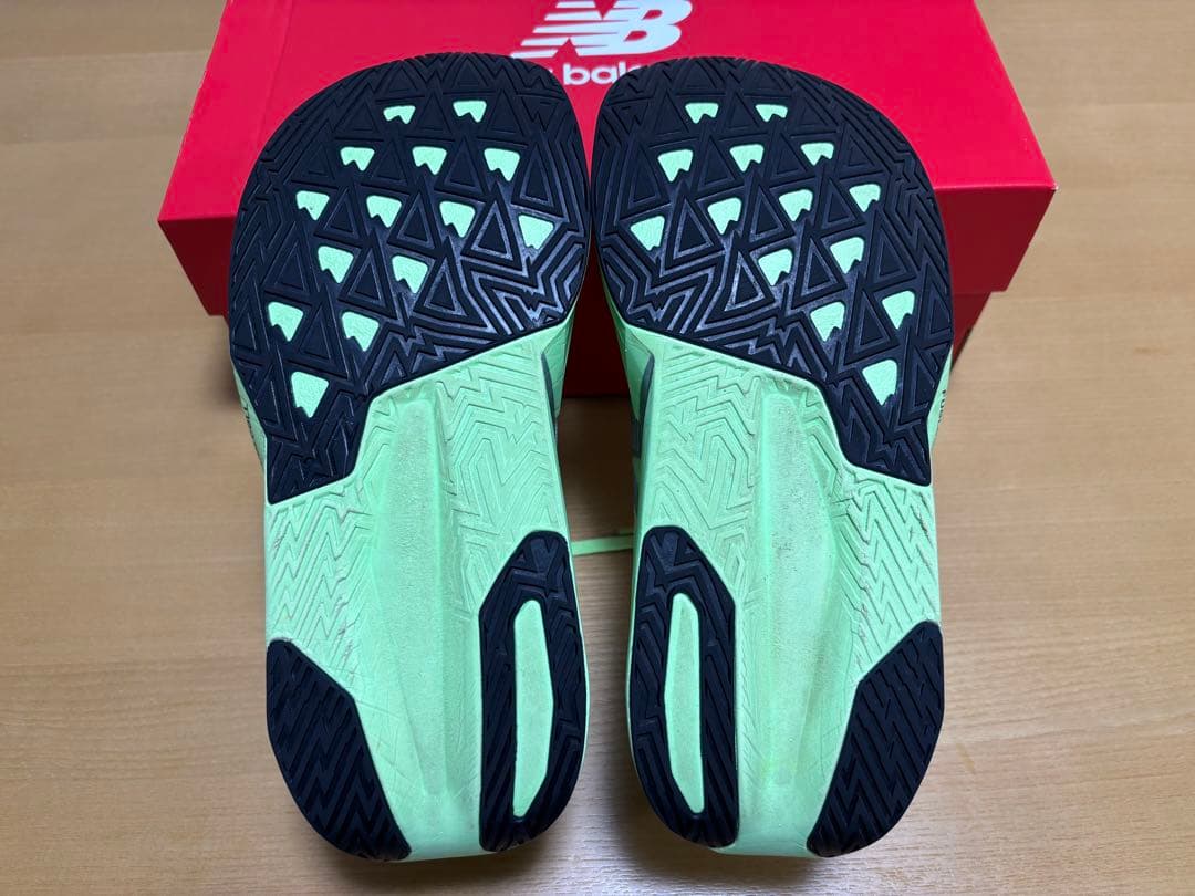 スパイク・シューズ FuelCell Rebel v5 27cm