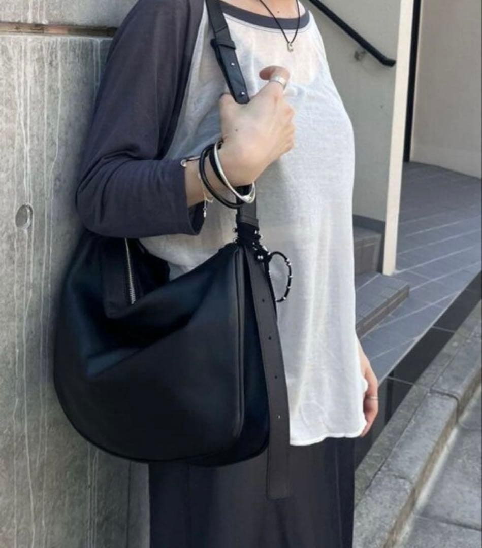 ear PAPILLONNER《牛革》パピヨネ　スワローマチショルダーバッグ