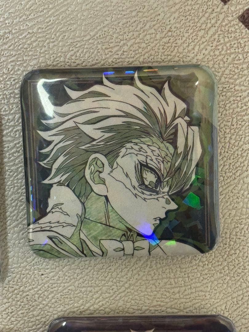 鬼滅の刃　グリッター缶バッジ