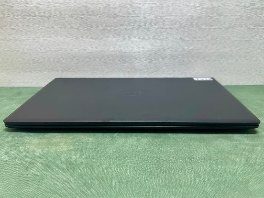 DELL Vostro 3510 ノートPC