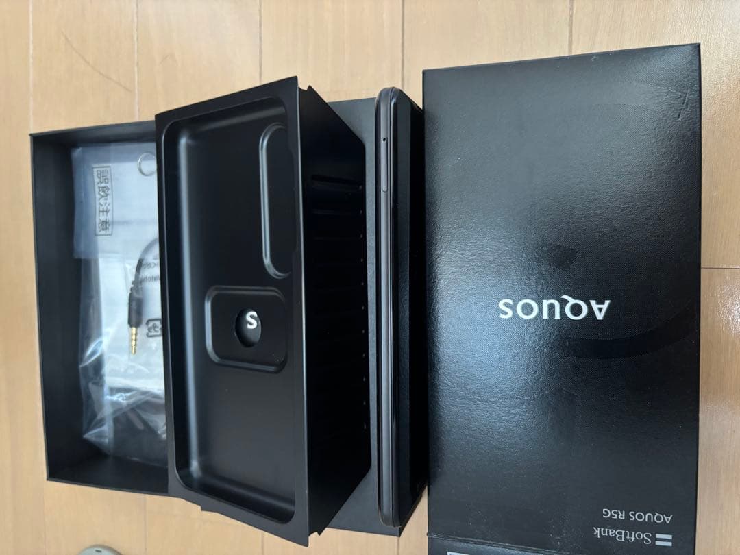 AQUOS R5G｜SIM通信OK｜SIMトレー浮きあり｜動作確認済み