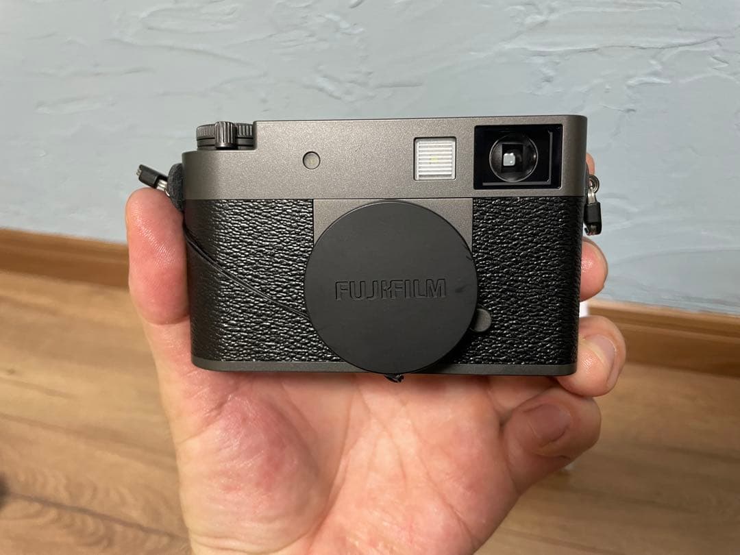 値下げFUJIFILM X-half （xハーフxhalf）チャコールシルバー