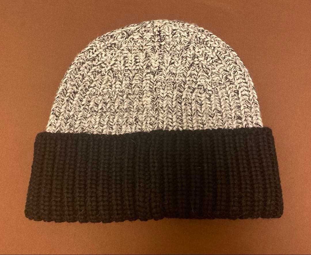 【新品未使用】 CHANEL ニット帽 ユニセックス ノベルティ　✴︎おまけ付✴︎