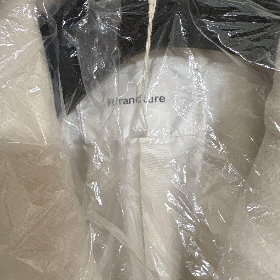 リランドチュール　アイボリー　ピーコート