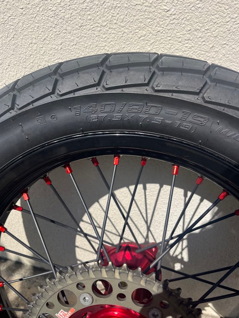 ハスクバーナ　ホイールタイヤセット　送料込み！