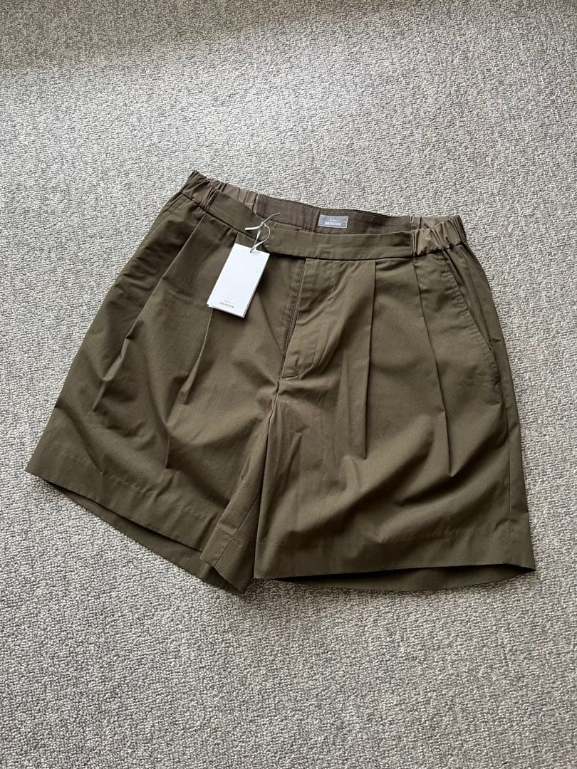 Kolor BEACON カーキショーツ　サイズ2