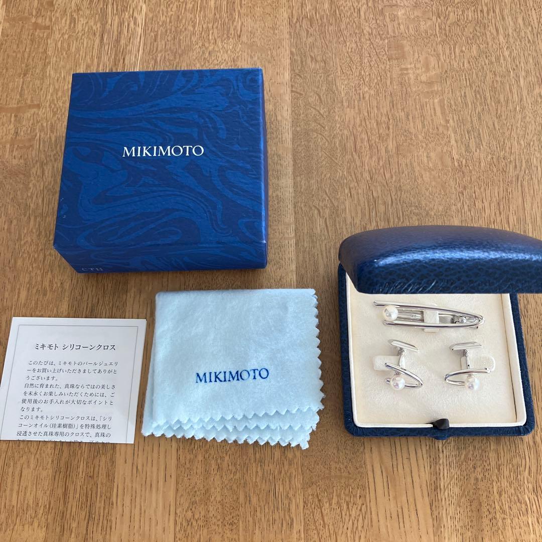 MIKIMOTO パール付き ネクタイピンとカフスセット（未使用）