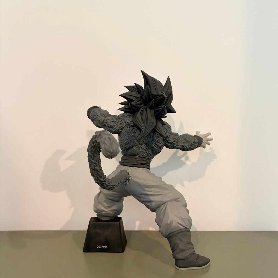 ドラゴンボ一ル SMSP C賞 超サイヤ人4 孫悟空 フィギュア