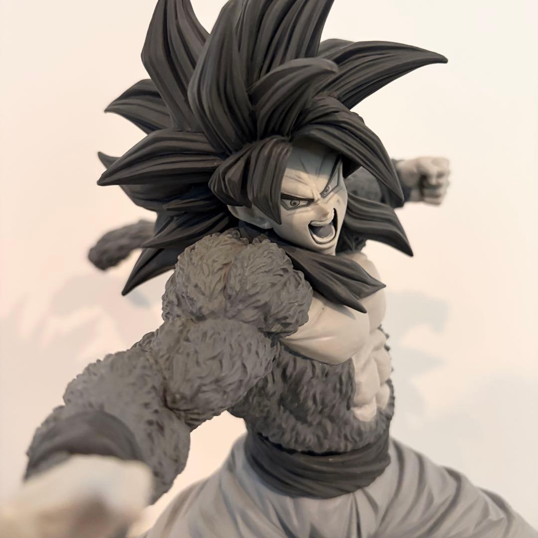 ドラゴンボ一ル SMSP C賞 超サイヤ人4 孫悟空 フィギュア