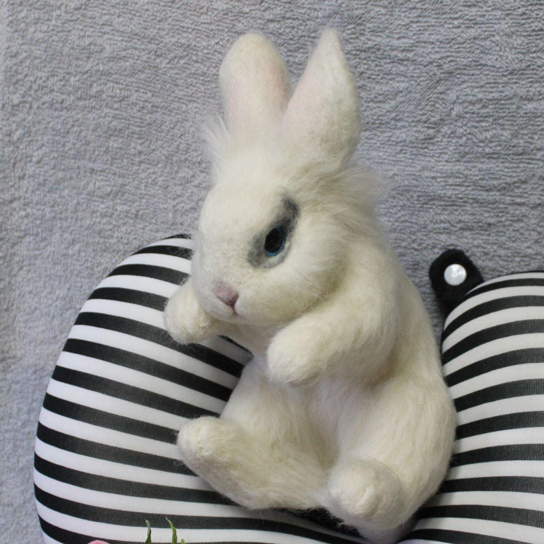 るんるんさま専用 羊毛フェルト オーダー「リアルで可愛いうさぎちゃん」