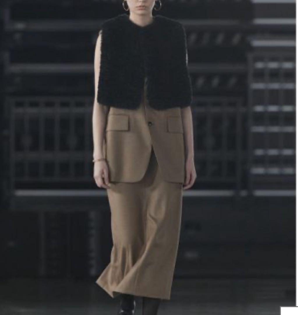 【HYKE(ハイク)】 FAUX SHEARLING CROPPED VEST