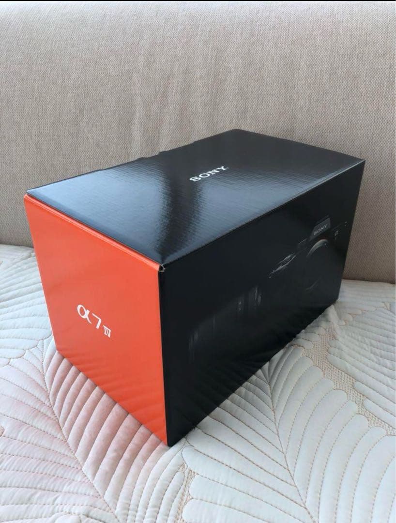 ソニー デジタル一眼カメラ α7 IV (ボディ＋ズームレンズキット)