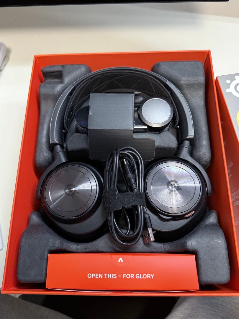 Arctis Nova Pro Wireless値下げ不可