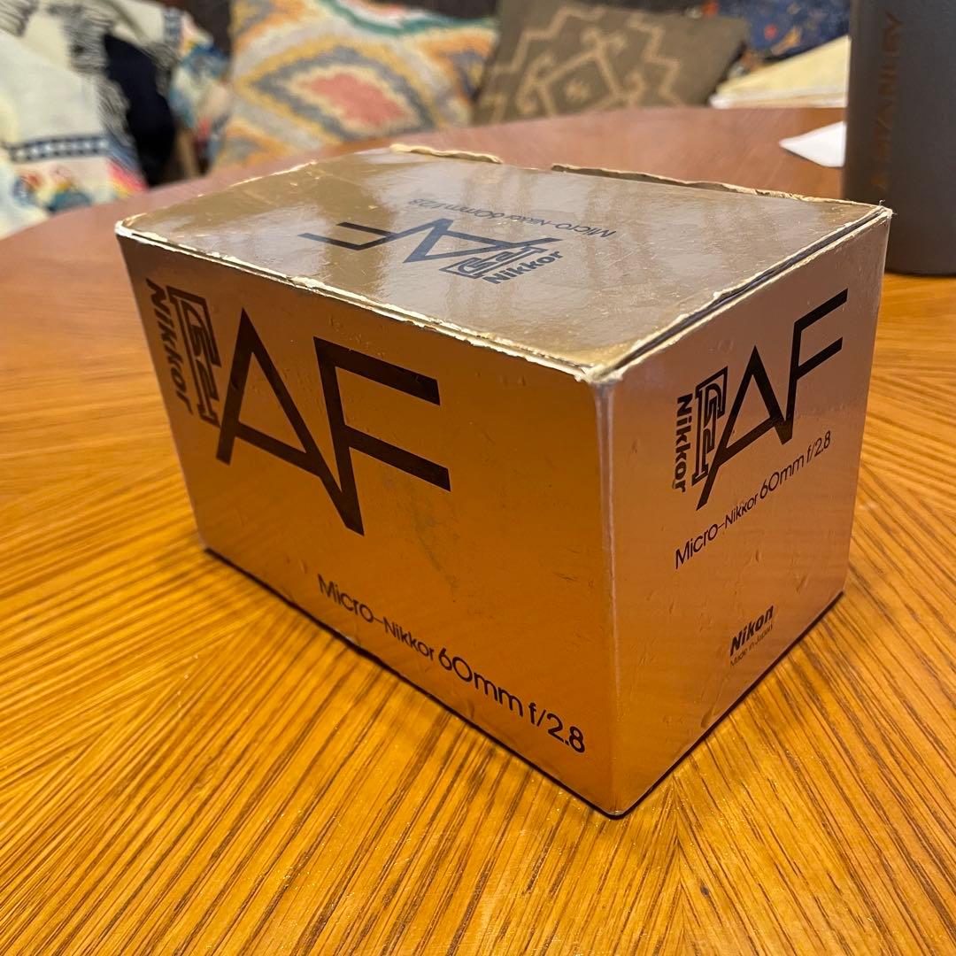 AF MICRO NIKKOR 60mm f/2.8 ニコン　レンズ　箱入り