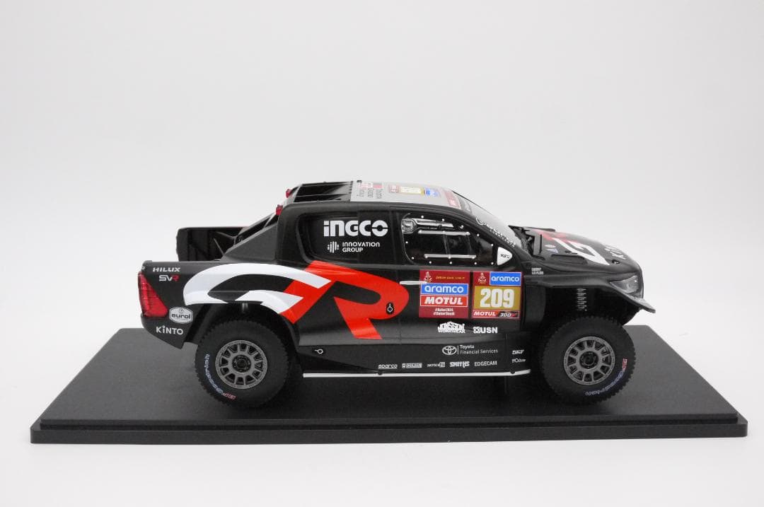 1/18 トヨタ GR DKR ハイラックス evo ダカールラリー 2024