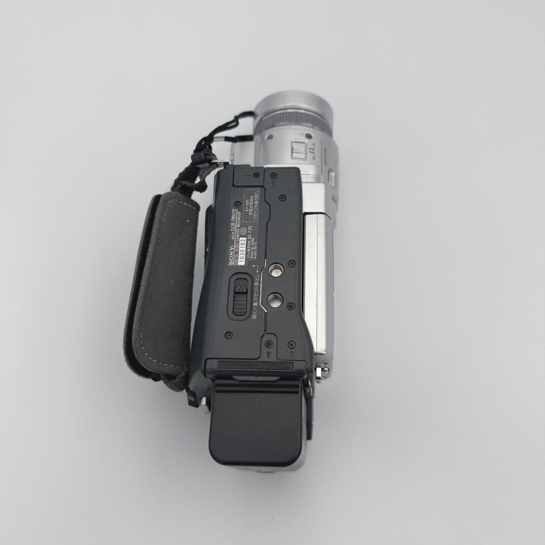 【良品】SONY ビデオカメラ MiniDVハンディカム DCR-TRV70