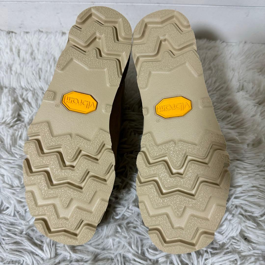 未使用✨Clarks クラークスオリジナルズワラビー　ゴアテックス　スエード