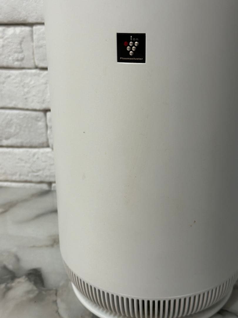 ⭐️【全国送料無料】SHARP 空気清浄機 FU-NC01-W 小型 プラズマ