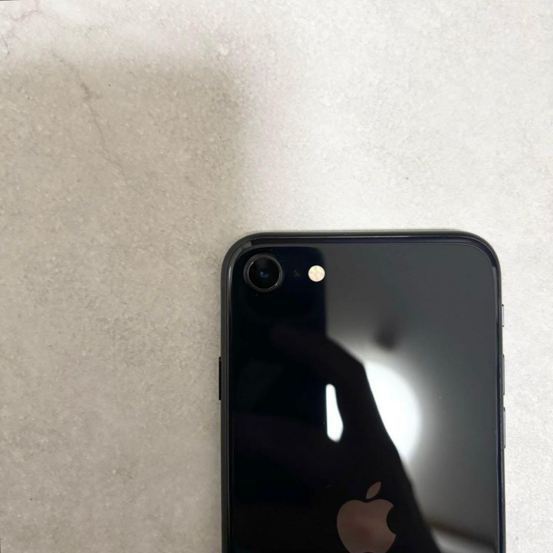 iPhone SE（第3世代） 64GB ブラック バッテリー100% 140
