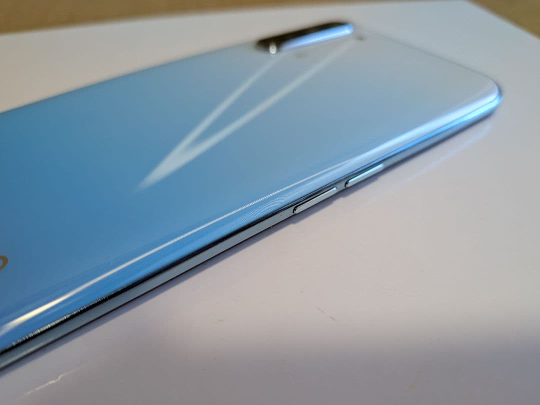 OPPO Reno3 A ホワイト　本体、箱付き